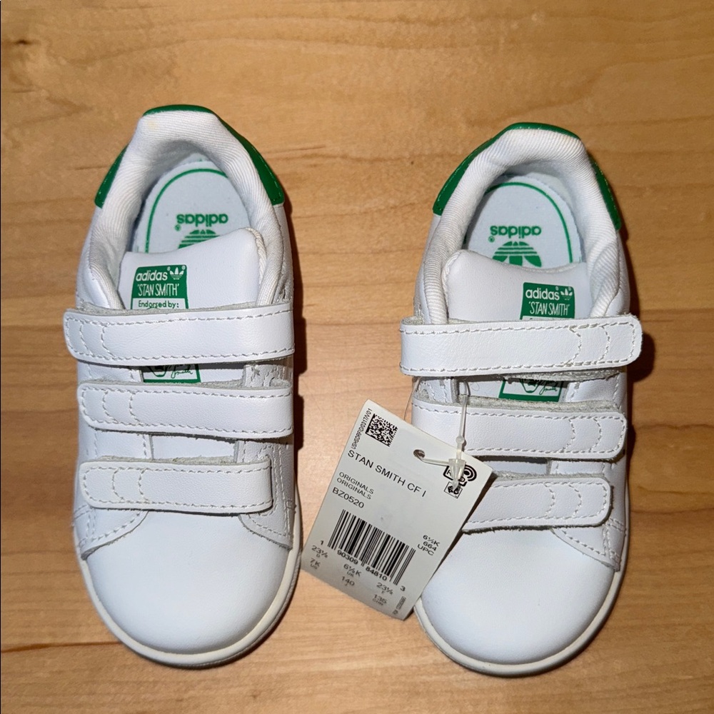 Adidas Sam Smith Toddler Sneakers Green and White Velcro 7 NWT White Sneakers - Picture 2 of 8